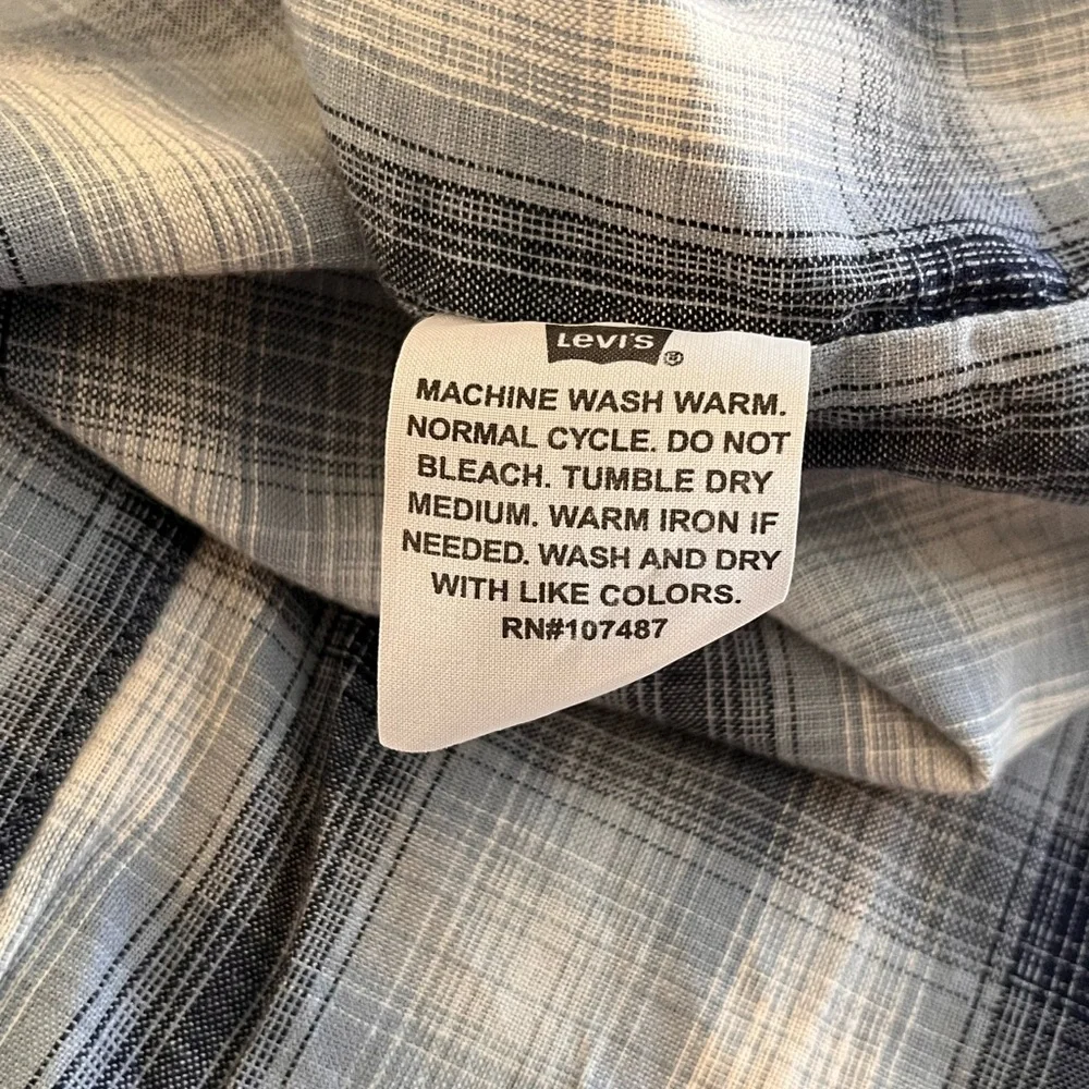 Levi's Men's Blue Plaid‎ Button-Up Western Shirt